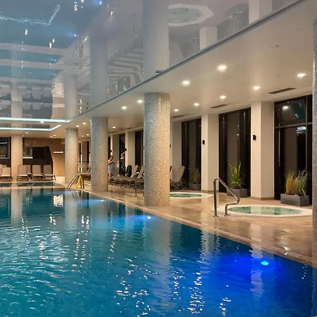 Lägenhet Nadmorskie Tarasy Sorrento Z Garazem,basen, Sauna,jacuzzi