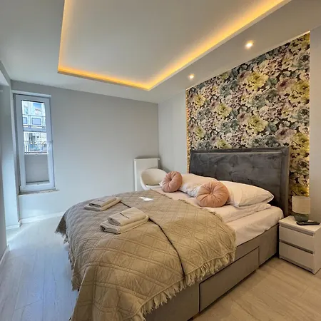 Lägenhet Nadmorskie Tarasy Sorrento Z Garazem,basen, Sauna,jacuzzi Kołobrzeg