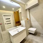 Nadmorskie Tarasy Sorrento Z Garazem,basen, Sauna,jacuzzi 公寓