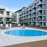 公寓 Nadmorskie Tarasy Sorrento Z Garazem,basen, Sauna,jacuzzi 科沃布热格