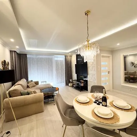 Nadmorskie Tarasy Sorrento Z Garazem,basen, Sauna,jacuzzi كولوبرزيغ