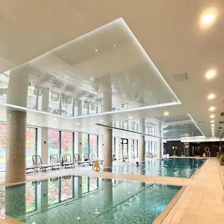 Nadmorskie Tarasy Sorrento Z Garazem,basen, Sauna,jacuzzi شقة كولوبرزيغ