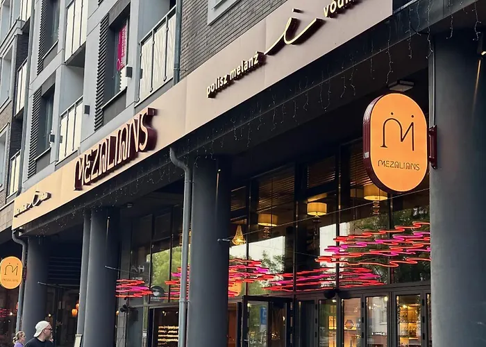 Apartment Nadmorskie Tarasy Sorrento Z Garazem,basen, Sauna,jacuzzi