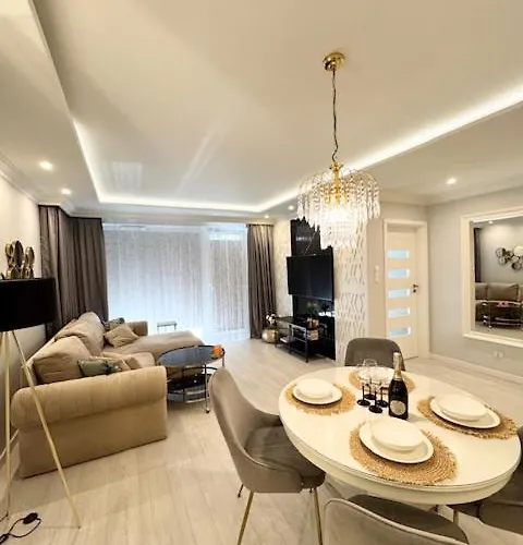 Nadmorskie Tarasy Sorrento Z Garazem,basen, Sauna,jacuzzi Kolobrzeg